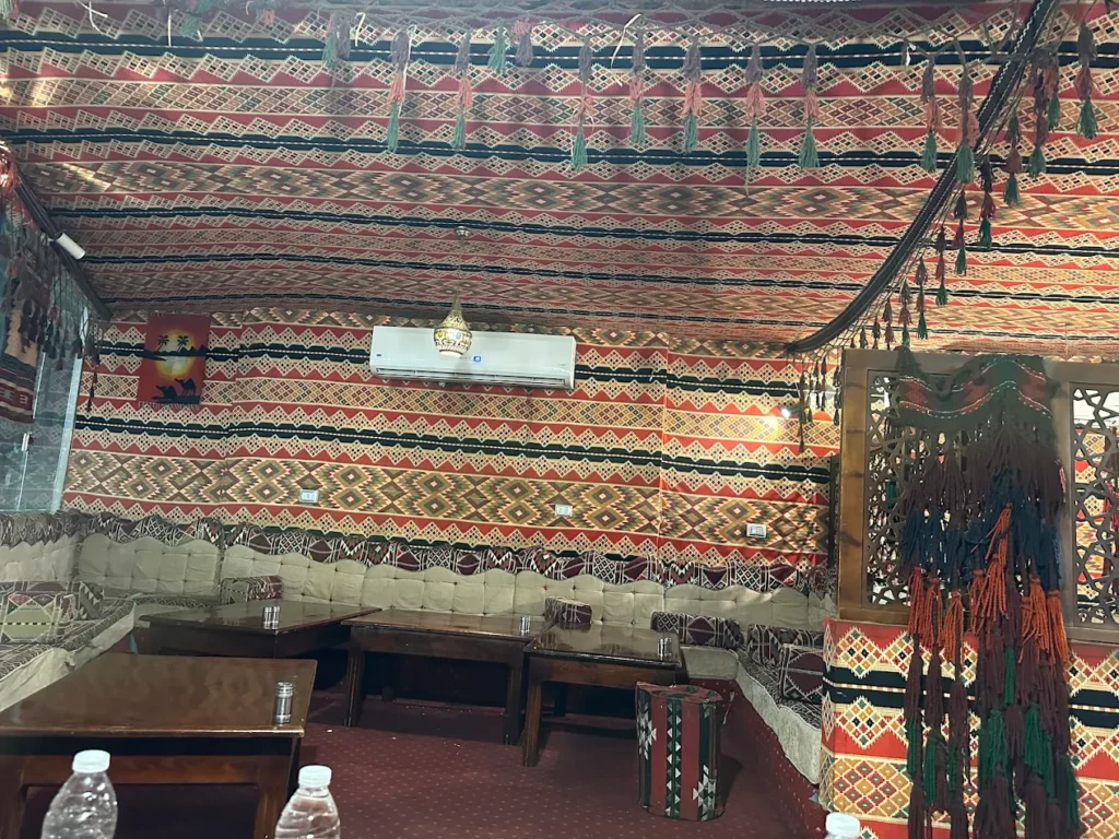 مطعم سرايا العرب من أحسن مطاعم في أسيوط